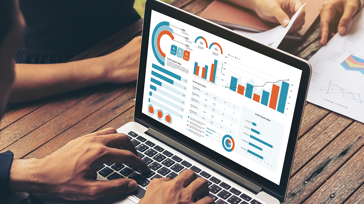 Laptop with third party lug in for BI reporting